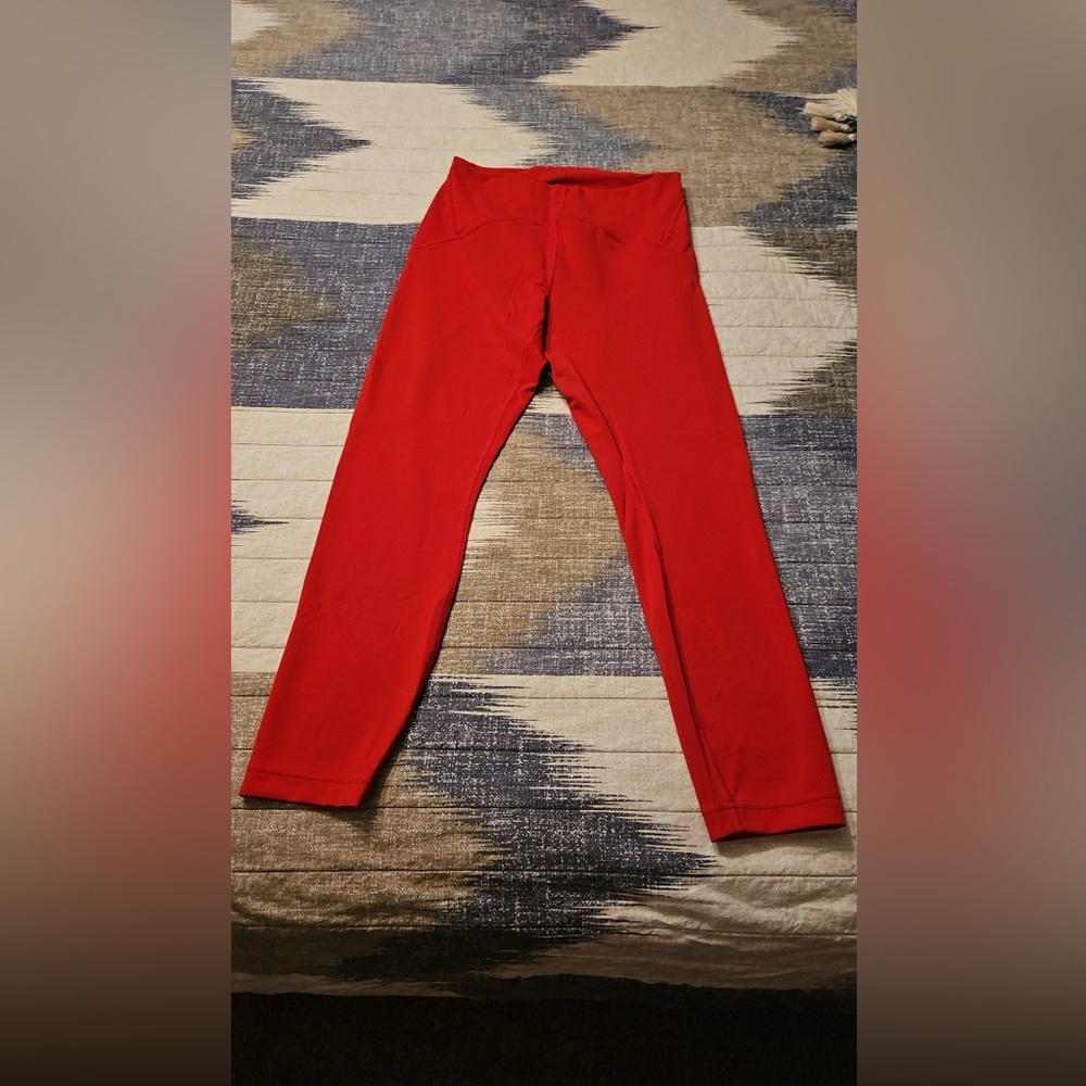 Red Lululemon 25" leggings